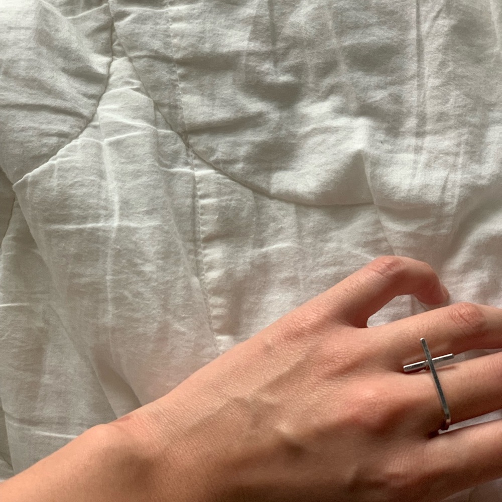 Ring - Picture 3 of 4